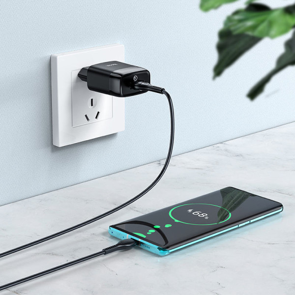 Зарядное устройство Hoco C72Q Glorious + Кабель Type-C USB (QC3.0) [Black]